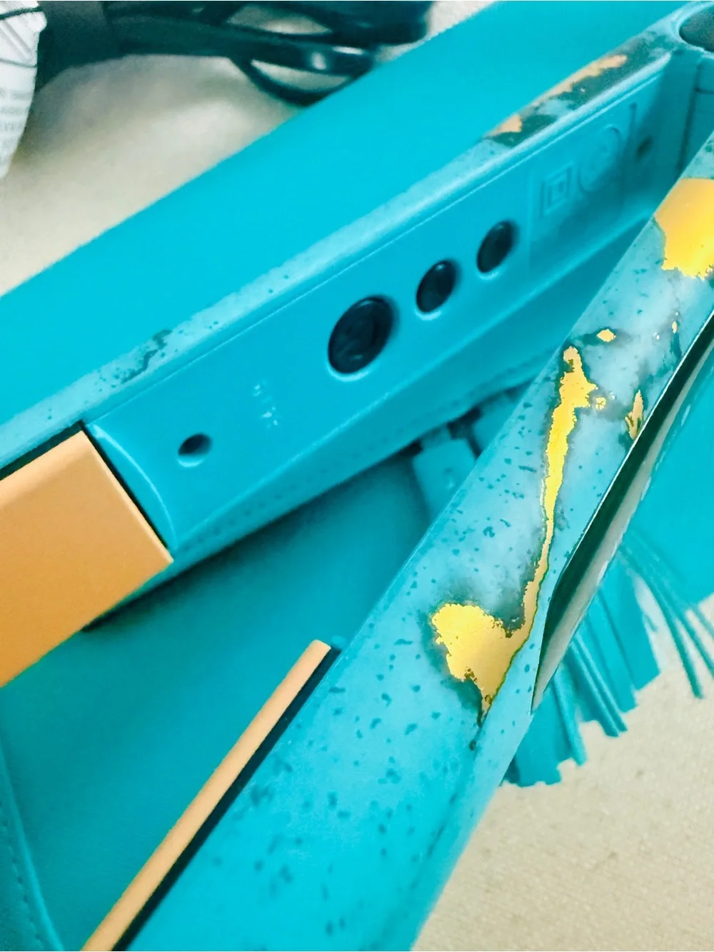 New CHI BioSilk Teal Marble Flat Iron with Tassel Clutch